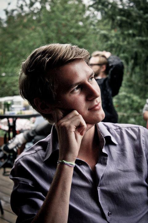 301263_10150400399541663_1770745541_n